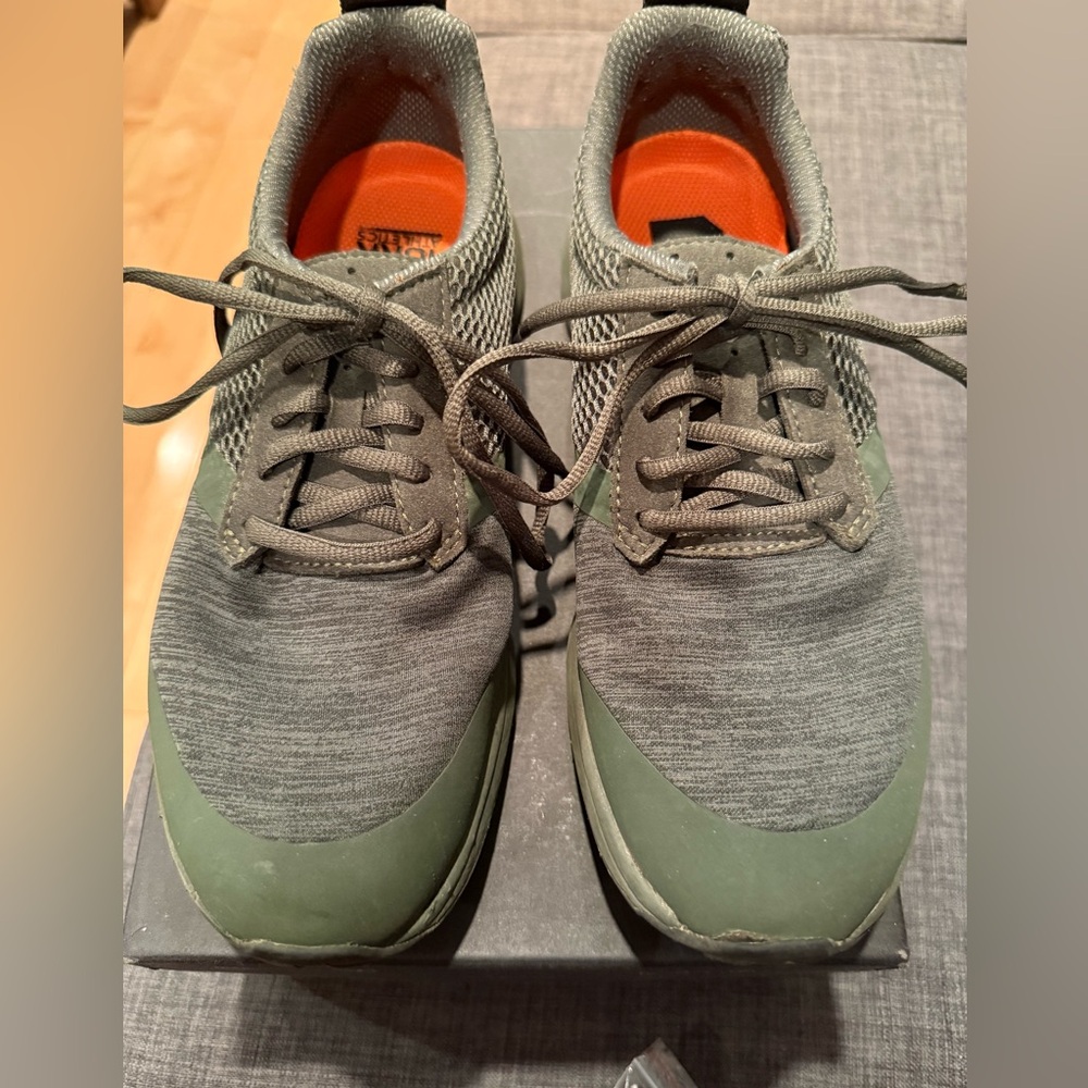 Women’s York Athletics The Henry Green Athletic Shoes size 9